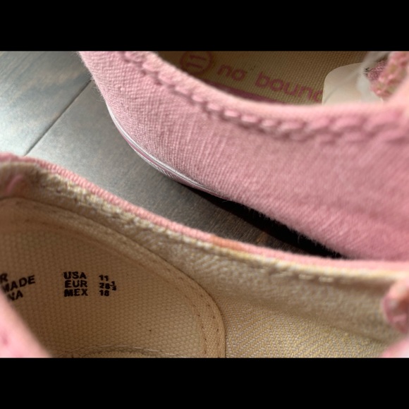 Girls Pink Sneakers - Picture 4 of 4